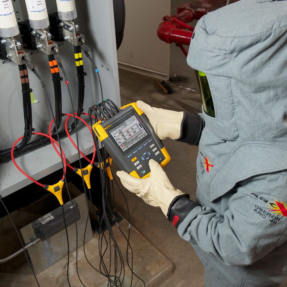 Fluke 435-II Fluke 435 II3